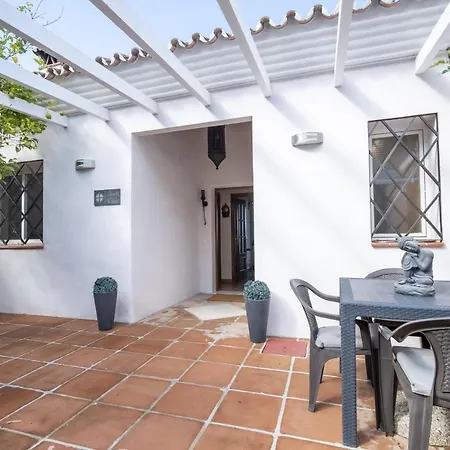 Cubo's Santa Clara Villa *
